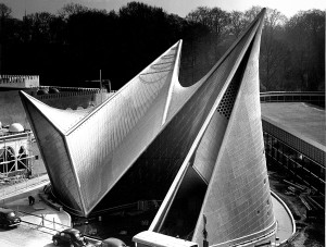 10_philips_pavilion_at_the_worlds_fair_brussels