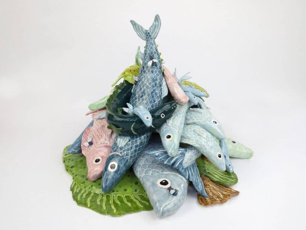 Katy Stubbs, We Can All See You, 2020. Earthenware and Glaze, 39x26x30cm. Courtesy of the Artist and PATERSON ZEVI