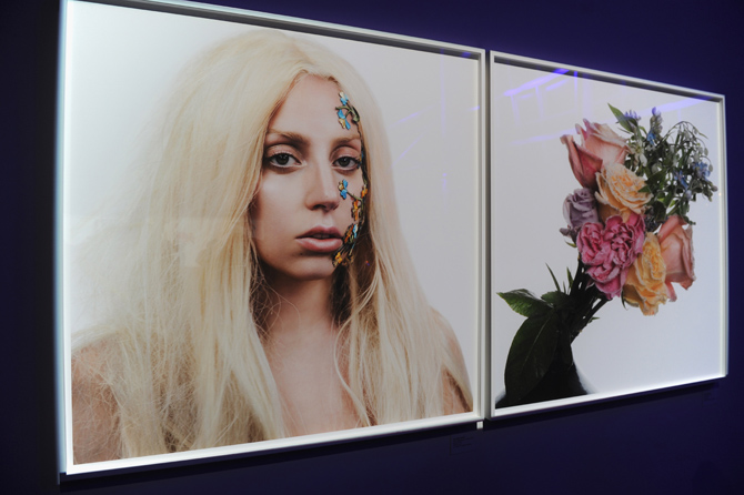 Artpics Jeff Koons Lady Gaga S Artpop Cover Comes To