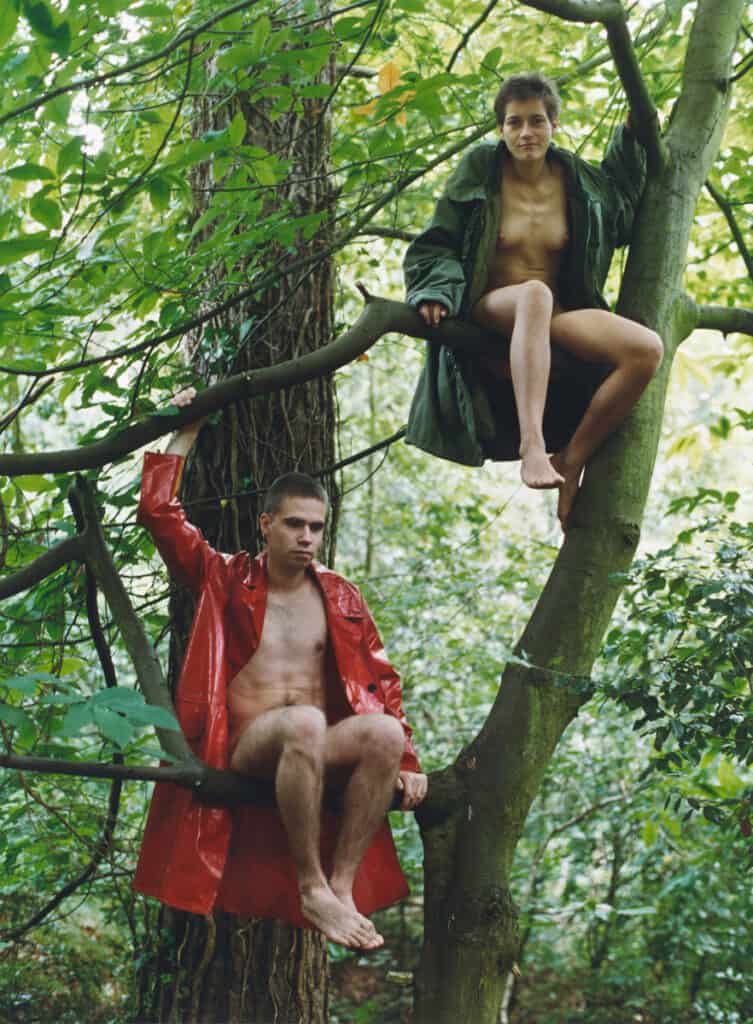 Wolfgang Tillmans, Lutz & Alex sitting in the trees (1992). Image courtesy of the artist, David Zwirner, New York / Hong Kong, Galerie Buchholz, Berlin / Cologne, Maureen Paley, London