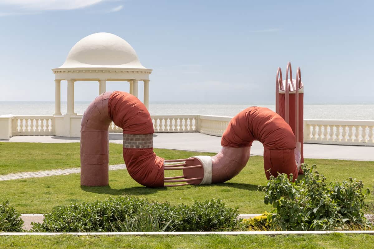 'Invertebrate', 2021. Installed outside the De La Warr Pavilion. Commissioned by England's Creative Coast Waterfront Commissions. Photo by Rob Harris. © Holly Hendry. Courtesy the artist and Stephen Friedman Gallery