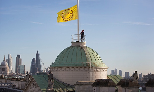 Jeremy Deller flies flag for Thomas More's Utopia, 500 years later