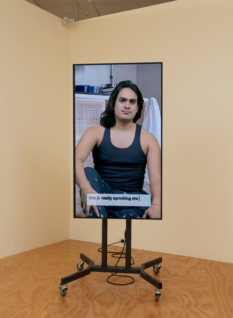 Antoine Catala, 'Flat Sitcom' (2017), TV, TV stand, mini-computer [2].