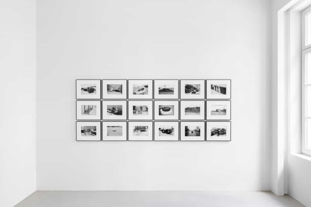 Christopher Wool Xavier Hufkens Install shot HV-Studio 