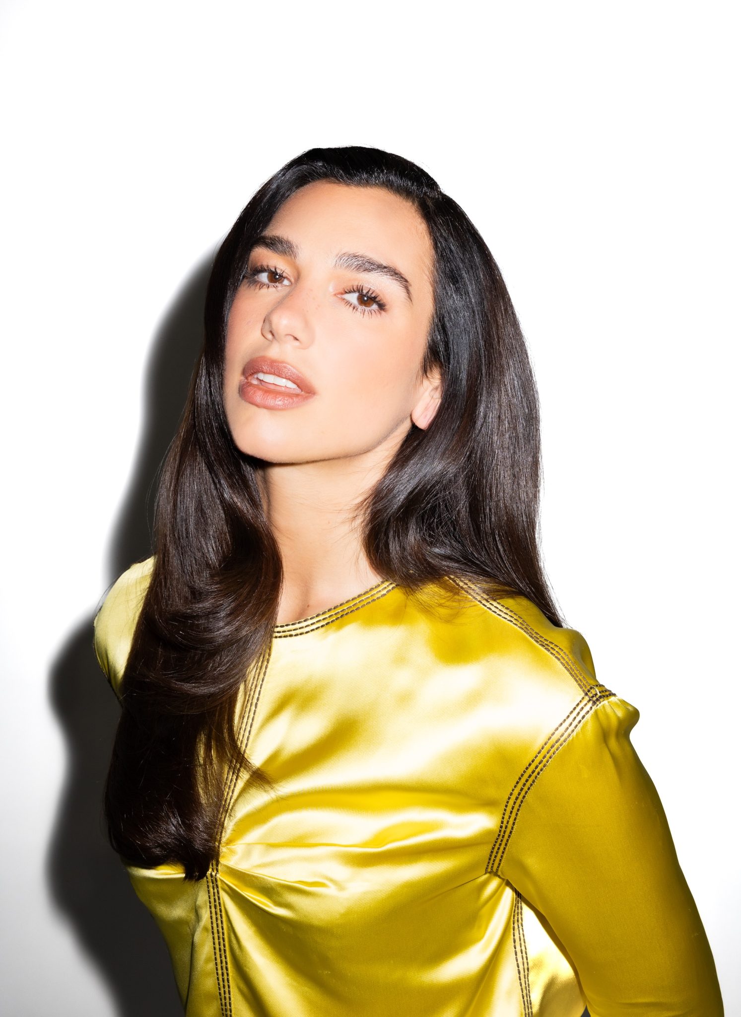 Dua Lipa To Curate London Literature Festival 2026 FAD Magazine dua-lipa-to-curate-london-literature-festival-2026-fad-magazine