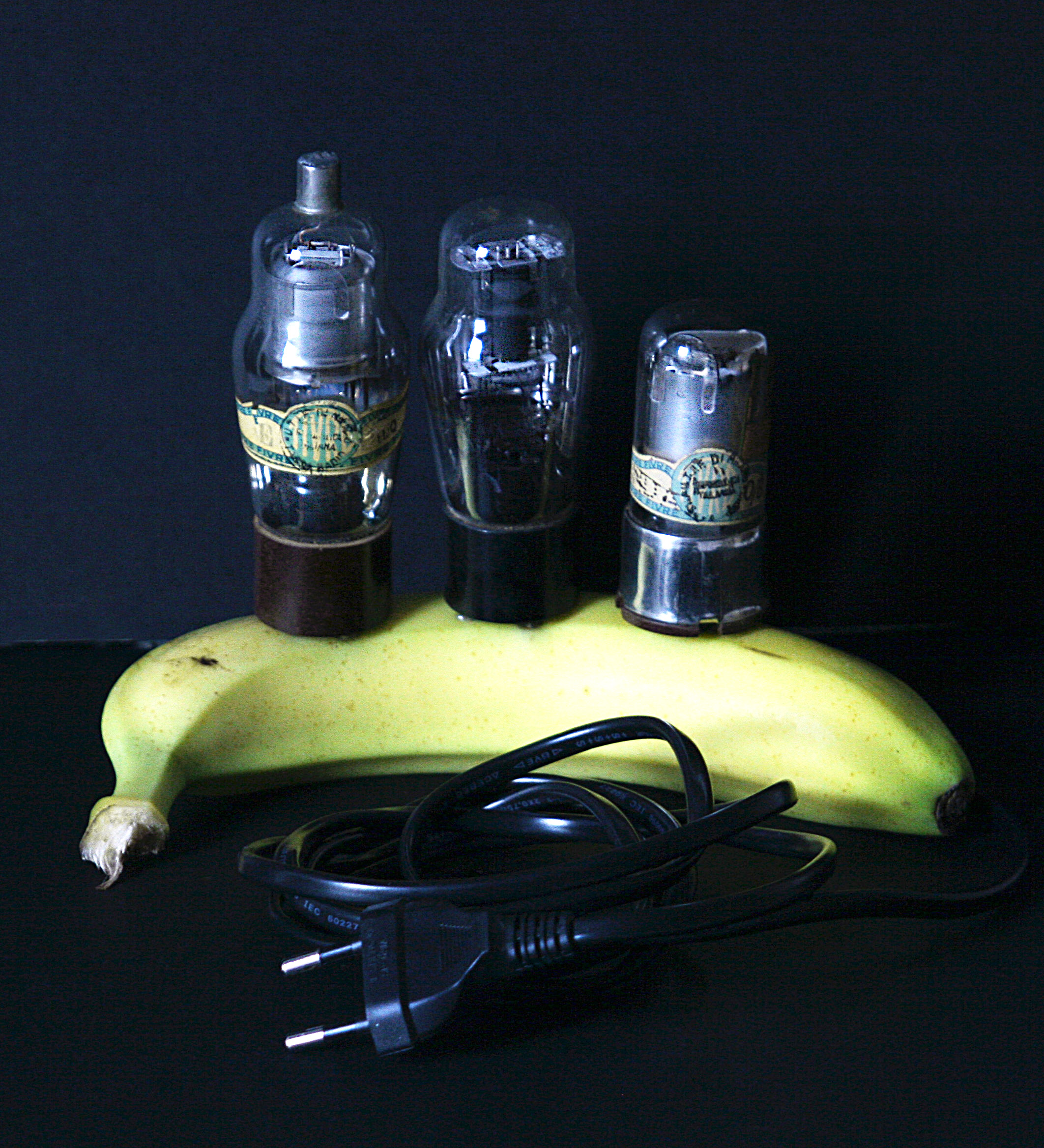 Electric banana