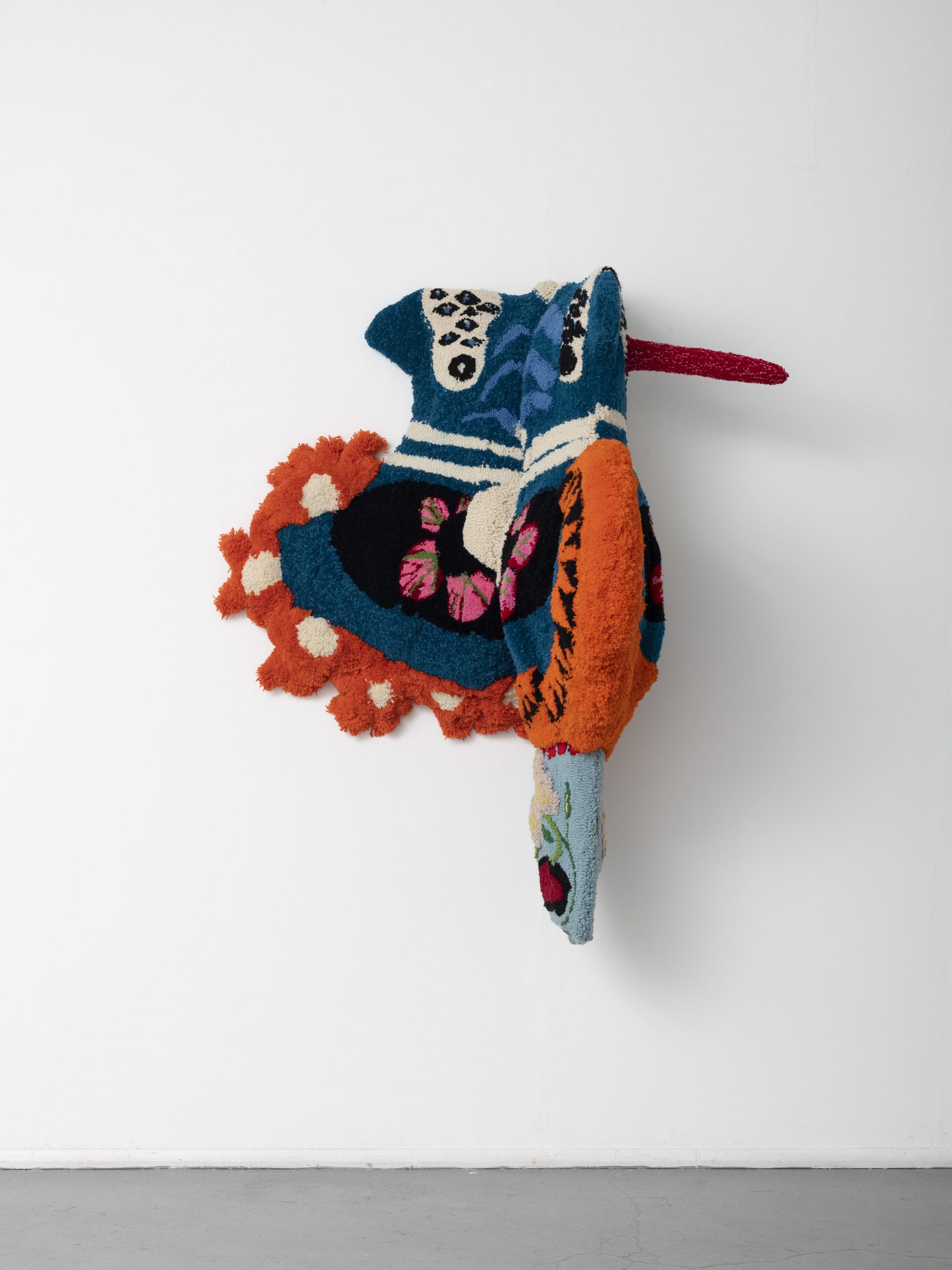 Frida, tufted yarn and wooden frame, 130x150cm, 2020