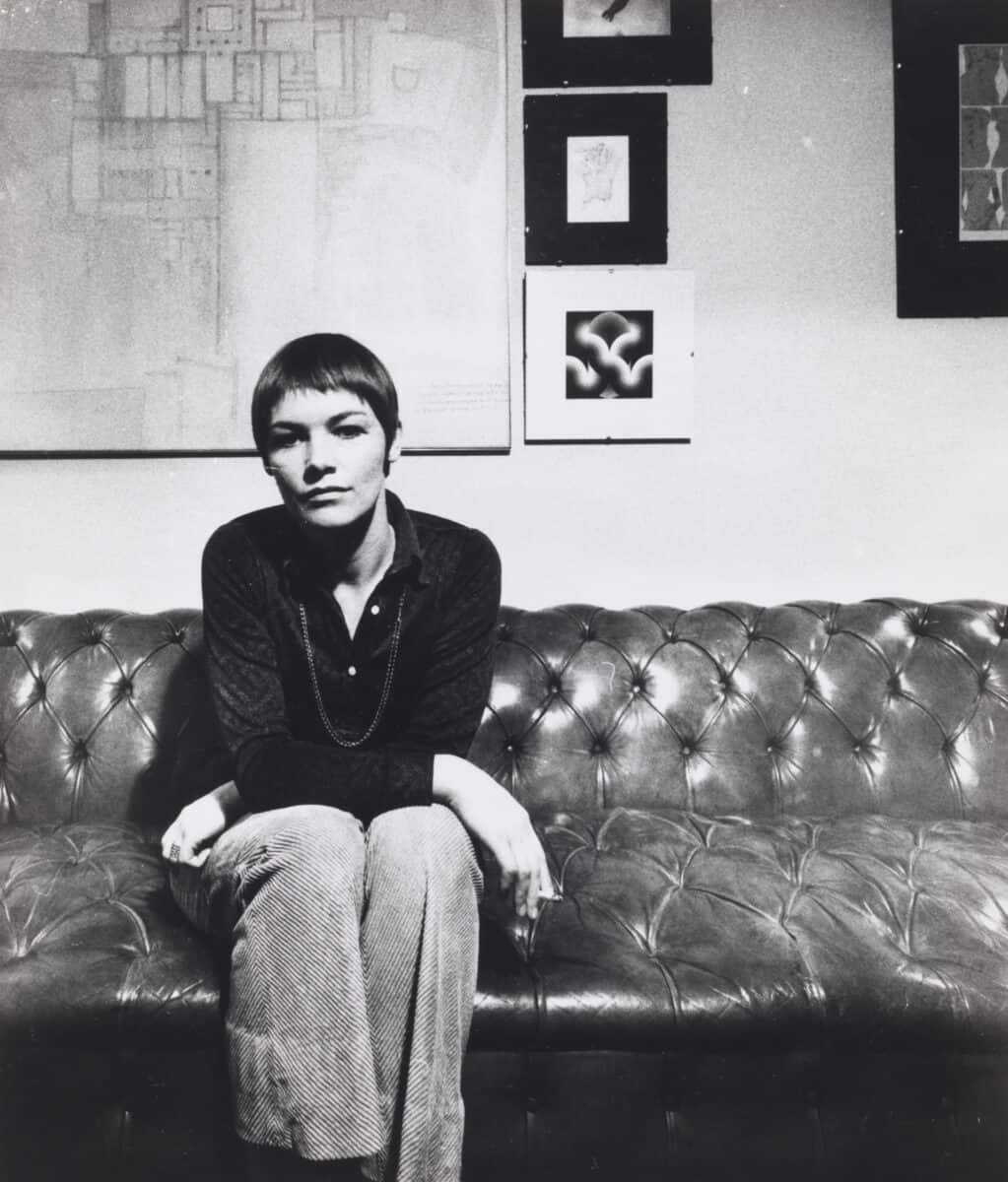Bill Brandt , Glenda Jackson 1971 Tate. Gift Eric and Louise Franck London Collection 2013 © The Estate of B ill Brandt