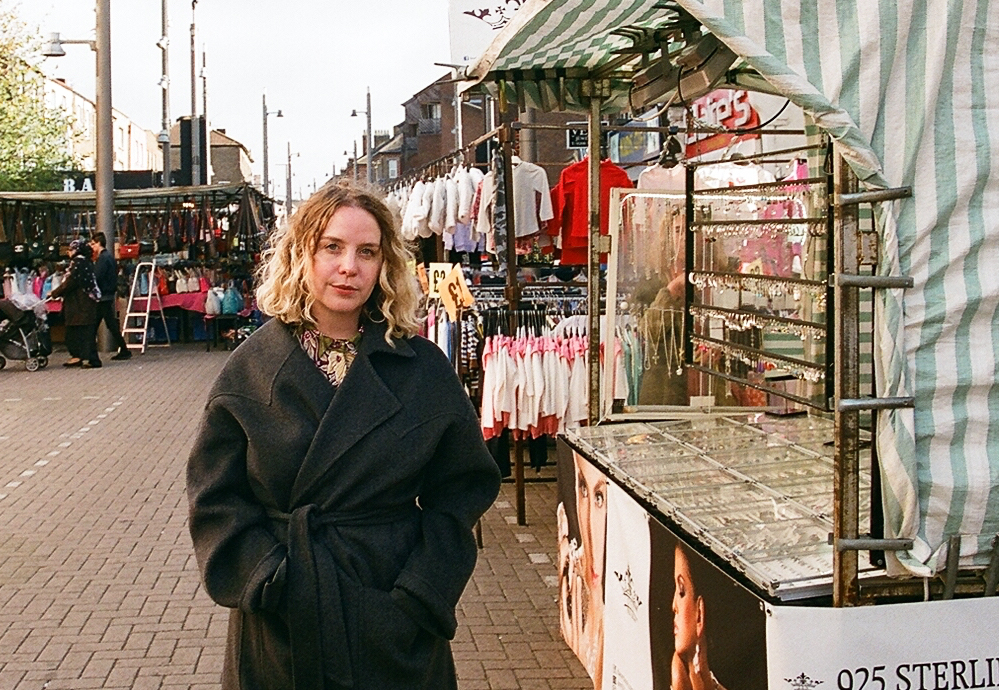 Helen Nisbet at Walthamstow Street Market, 2018. Photo by Cathy Buckmaster, courtesy of Art Night