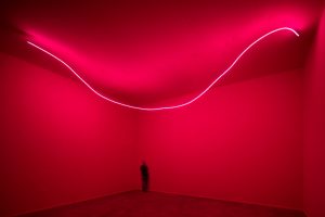 Ambiente spaziale con neon [Spatial Environment with Neon Light],1967 Installation view, ‘Lucio Fontana. Ambienti/Environments’, Pirelli