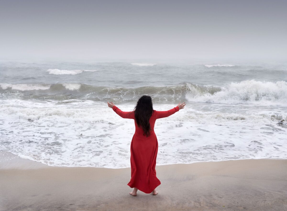 Marina Abramovic Performance for the Oceans, 2024.