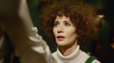 Miranda-July-in-the-Somebody-App-film-via-Miranda-July-440x244