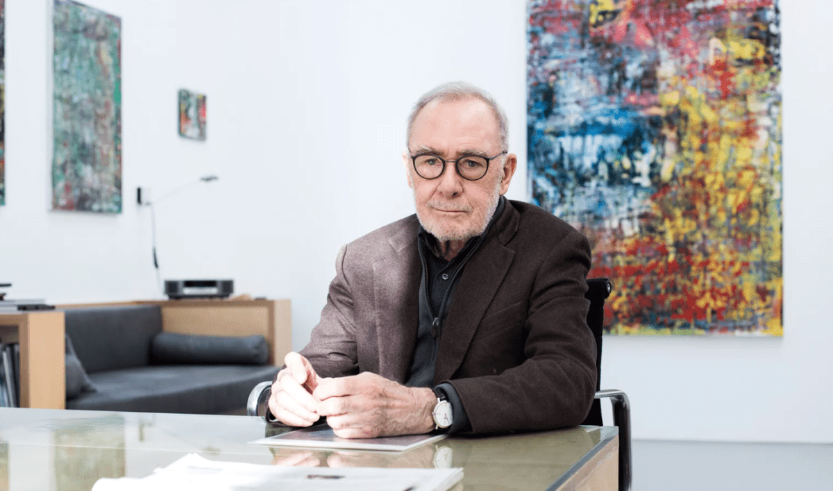 David Zwirner now represent Gerhard Richter.