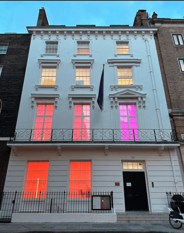 Dan Flavin, Fluorescent Light Sculpture Artist