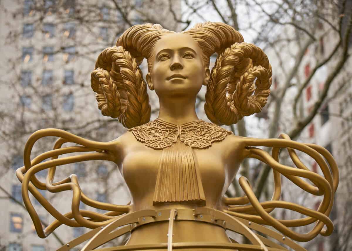 Shahzia Sikander, Witness (2023) in Madison Square Park