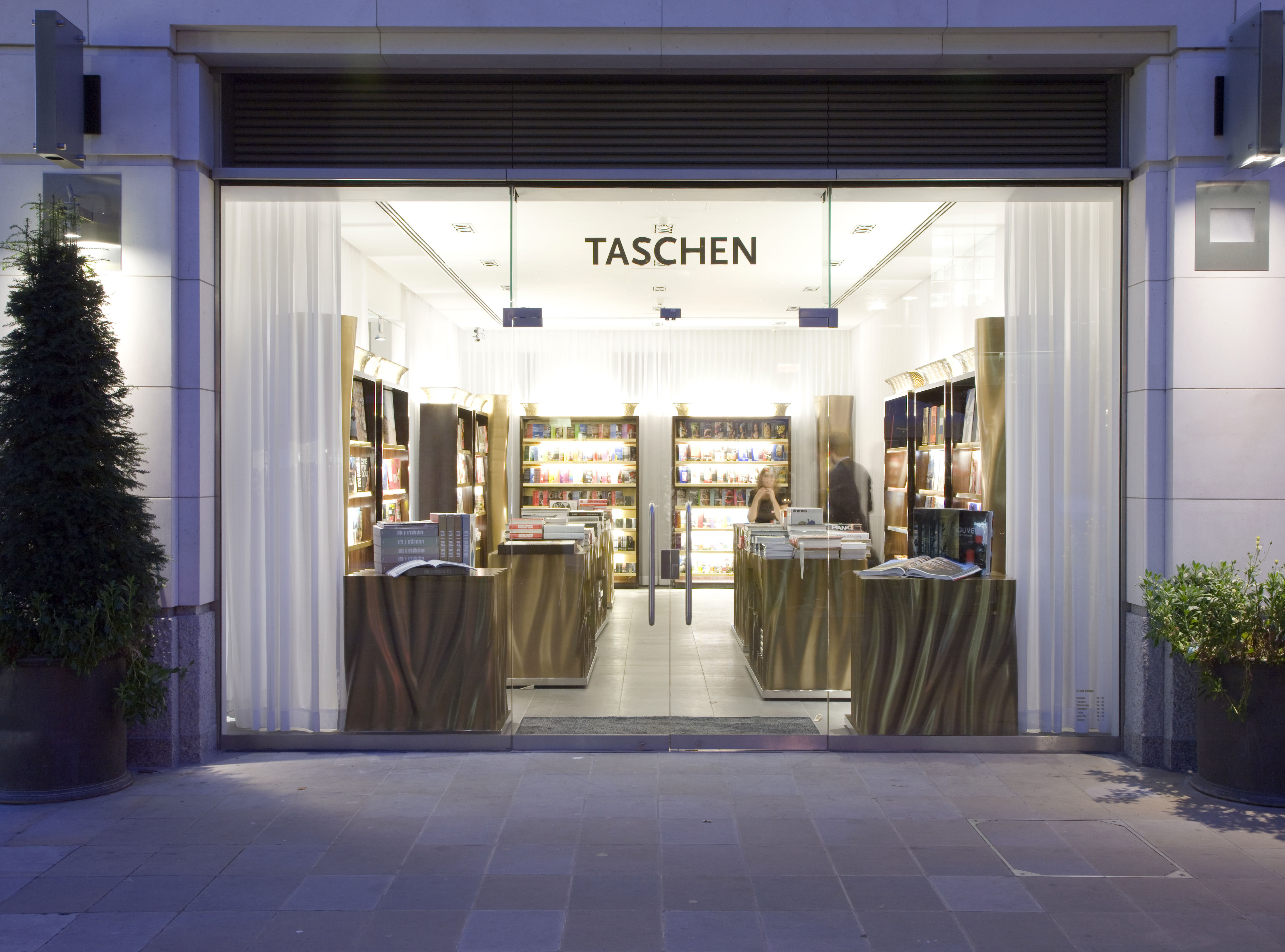 TASCHEN_Store_London