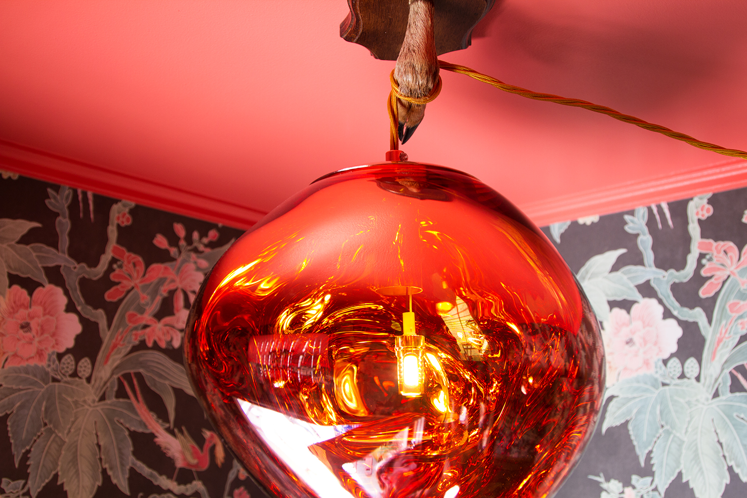 Tom Dixon Light and Hoof Detail One Square Club FAD Magazine