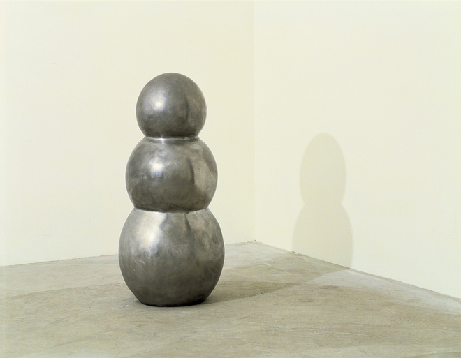 Robert Therrien, No title, 1985. Tin on bronze, 87 x 41.3 cm (34¼ x 16¼ in). Courtesy of Mary Patricia Anderson Pence. 