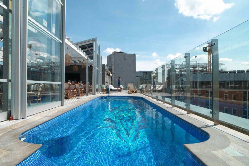 lido-swimming-pool-at-the-curtain-hotel-shoreditch-london-conde-nast-traveller-7june17-Adrian-Houston