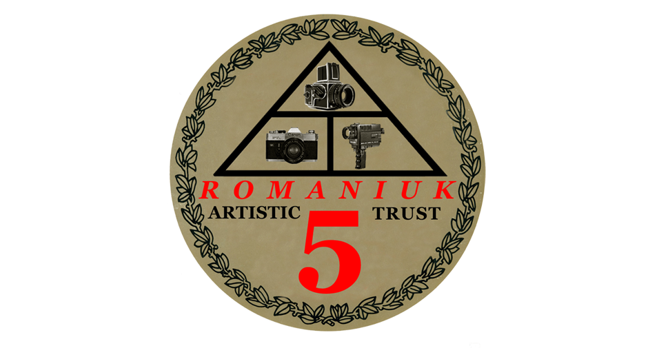 romaniuk_trust_crest01