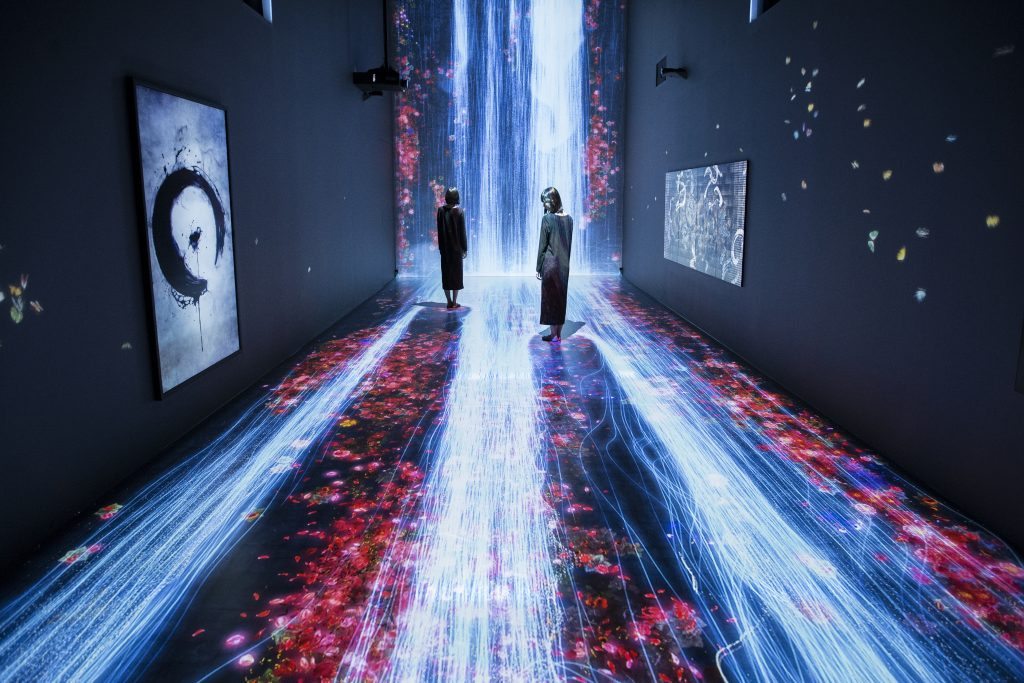 teamLab Transcending Boundaries