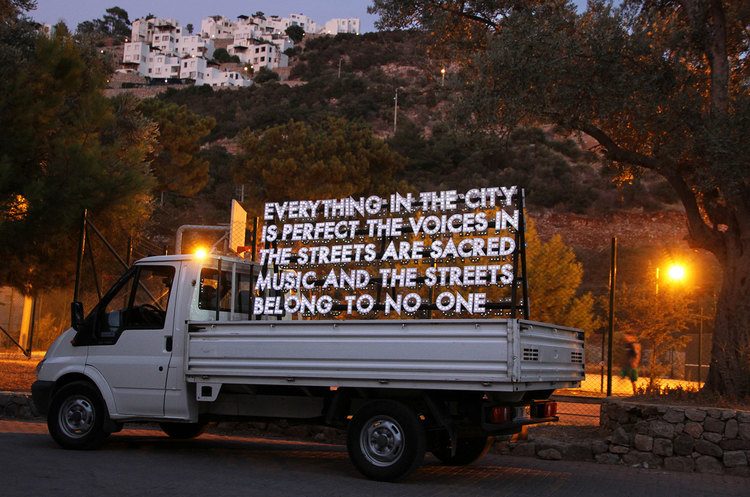  Robert Montgomery, POEM FOR THE CITY OF ISTANBUL. Light work. Istanbul. 2011