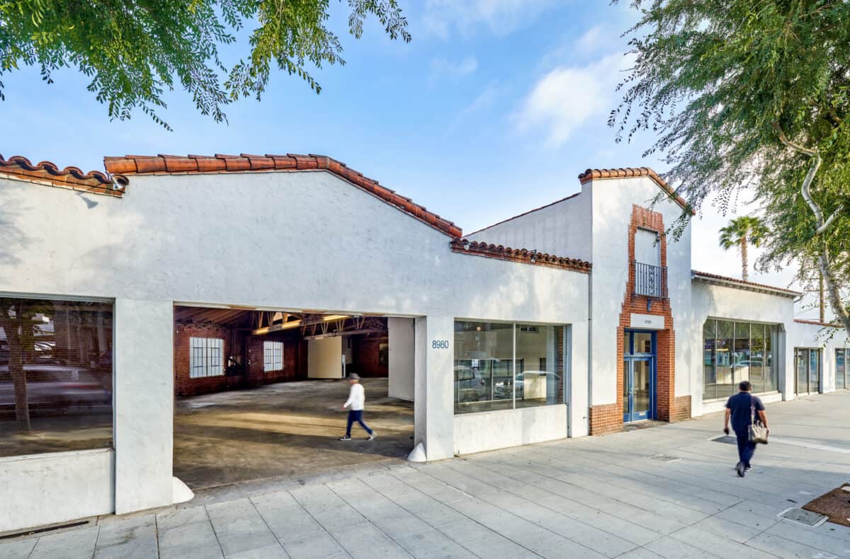 Exterior view, the site of Hauser & Wirth West Hollywood, Courtesy Hauser & Wirth Photo: Elon Schoenholz Photography © 2021